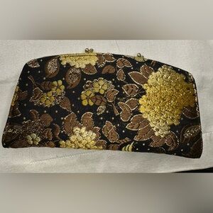Billpak Vintage Floral Clutch in Black and Gold